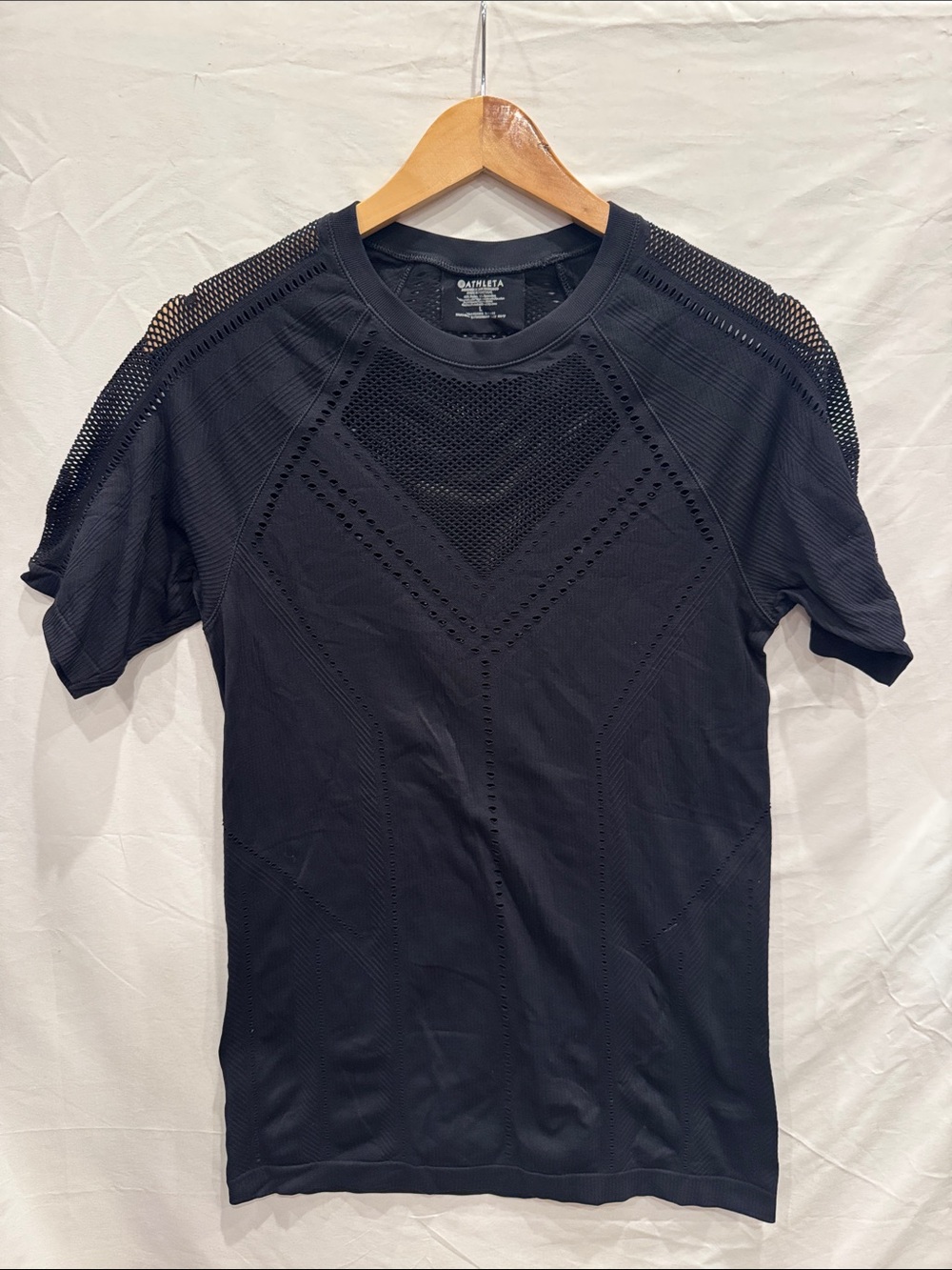 Athleta Black Men’s Short-Sleeve Mesh Performance Tee